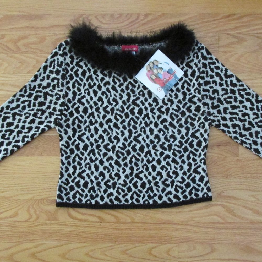 JORDACHE GIRL'S SIZE 14 / 16 SWEATER IVORY & BLACK LEOPARD BOA TOP NWT